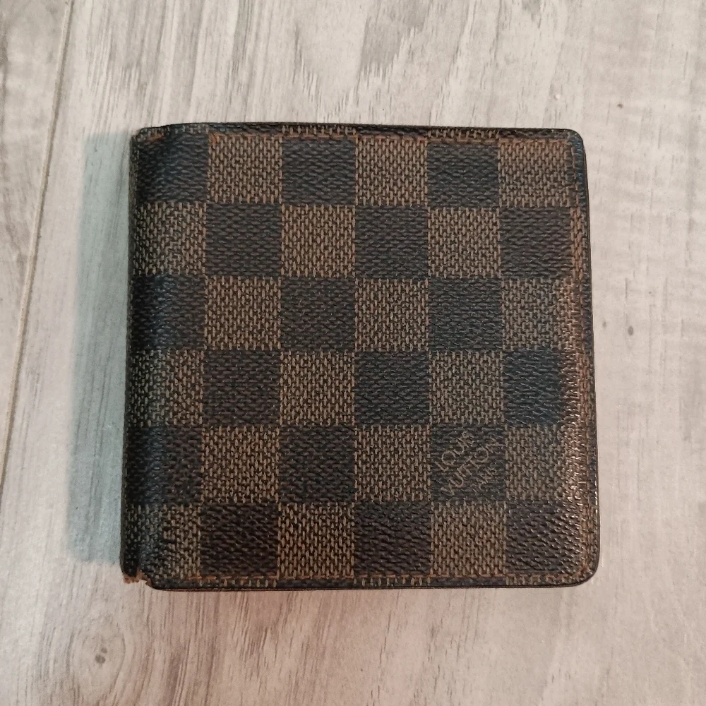 Authentic LOUIS VUITTON Damier Porte Monnaie  Wallet Brown